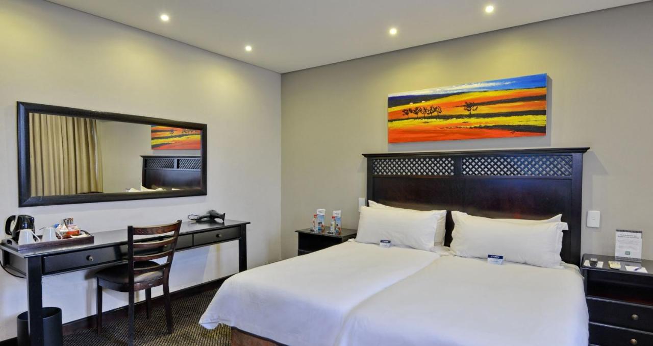 Anew Hotel Witbank Emalahleni ภายนอก รูปภาพ